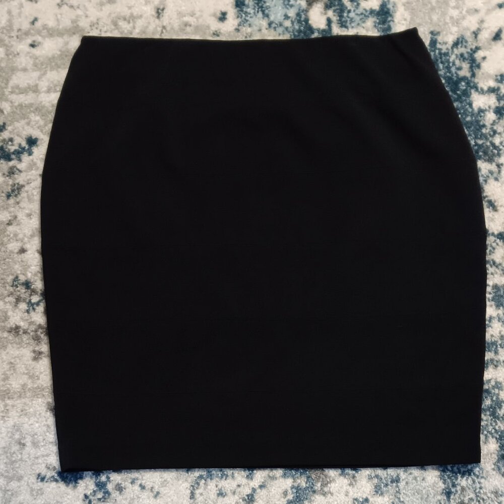 Alfani Black Mini Skirt: Fully lined with elastic waist